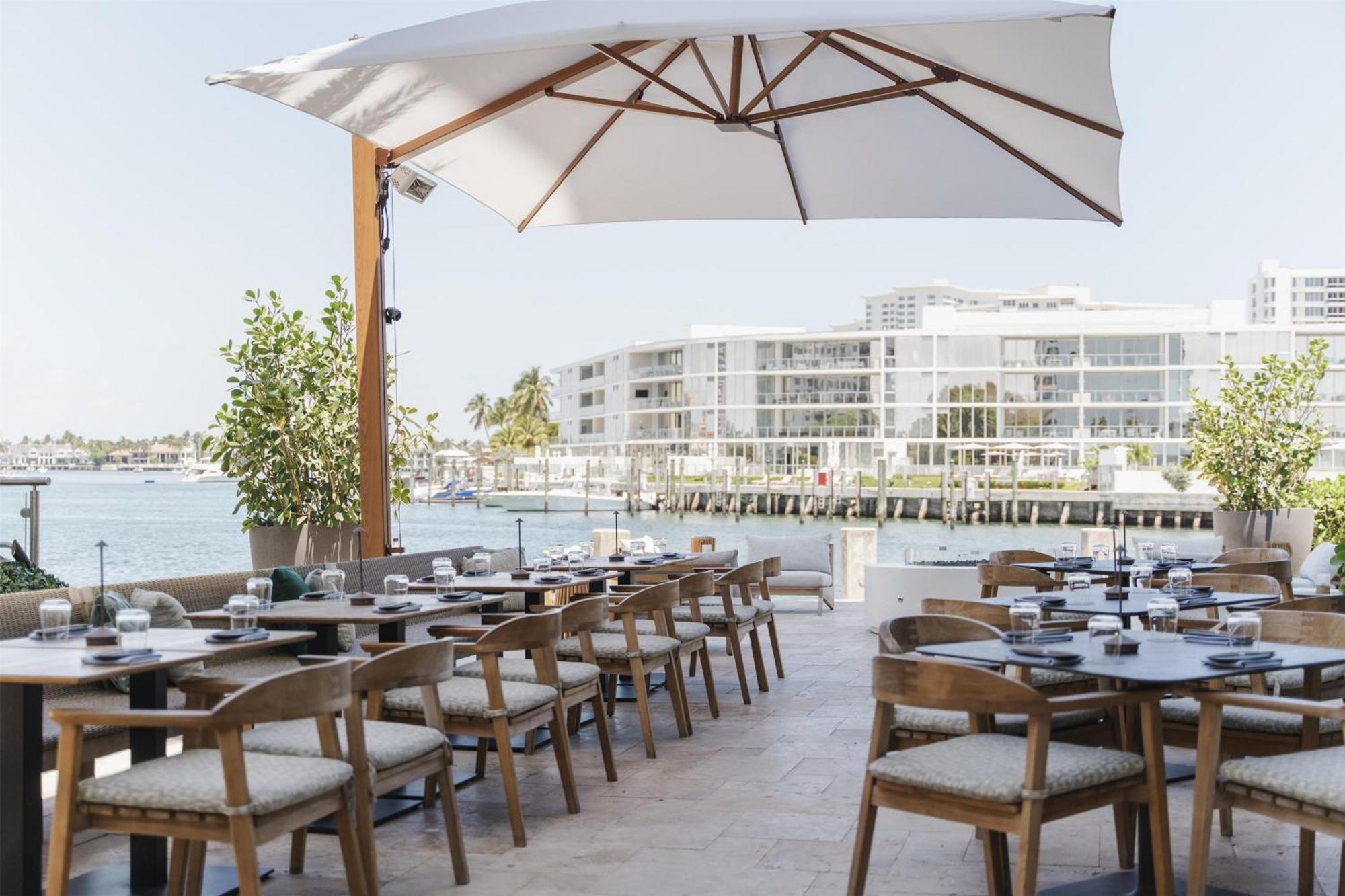 Resort Waterstone & Marina Boca Raton, Curio Collection By Hilton